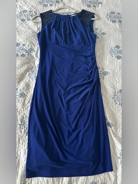 Elegant Sleeveless Royal Blue Midi Dress with Embellished Shoulders